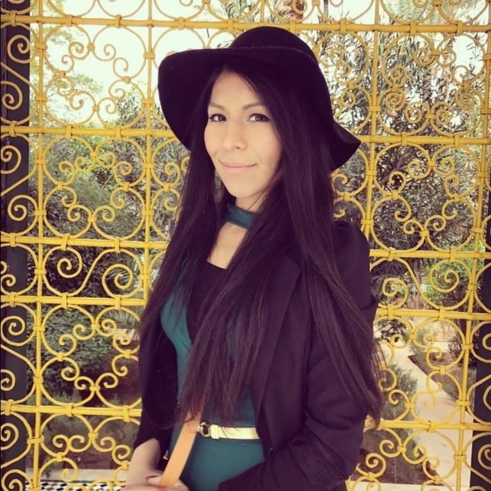 Meet your Posher, Alex